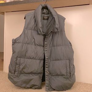 Athleta Sage Puffer Vest